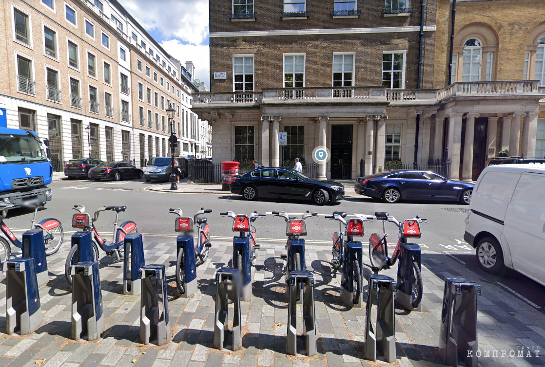 Офис Свердлова на St James's Square