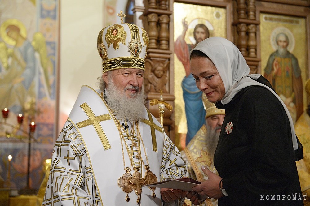 Светлана Полякова, любовница Сергея Лаврова (справа)